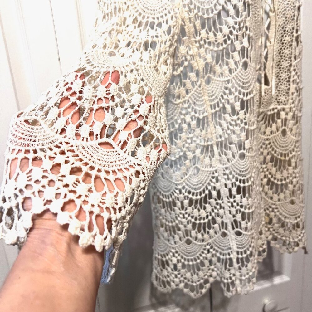 Forgotten Grace-100% Cotton Women's Boho/Hippie Top-Cream-Med-Lace Up-Lace Scall - Picture 4 of 12